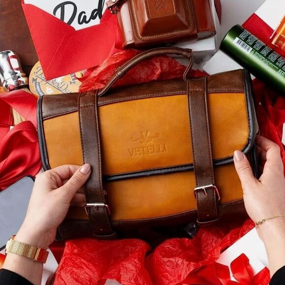 VETELLI Leather Toiletries bag - Picture 3 of 7